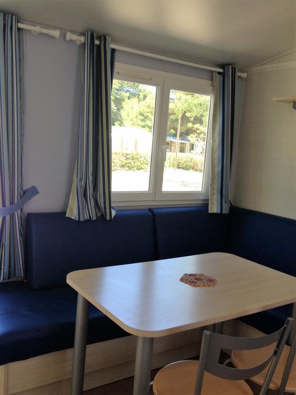 Mobil Home De Patricia Et Franck Narbonne-Plage Exterior photo